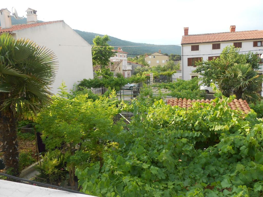 Apartmani Luiza Cres Habitación foto