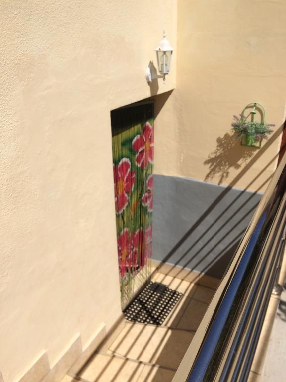 Apartmani Luiza Cres Exterior foto