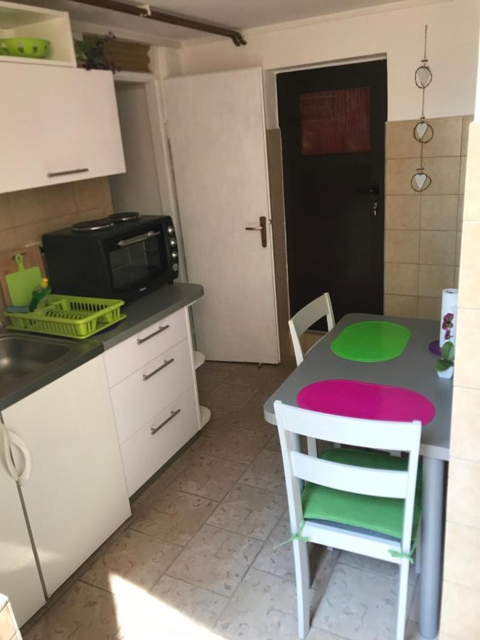 Apartmani Luiza Cres Exterior foto